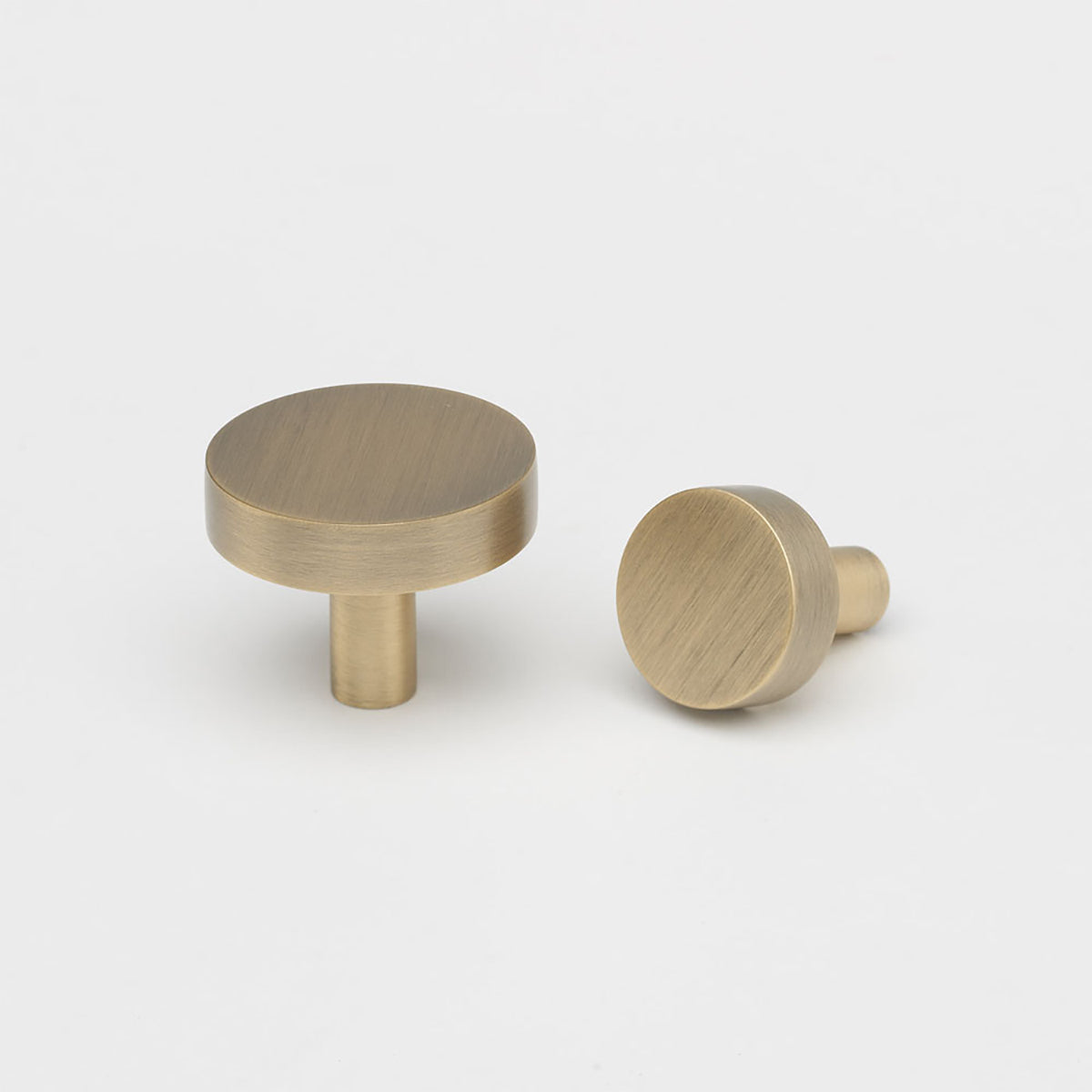 Ascot Knob