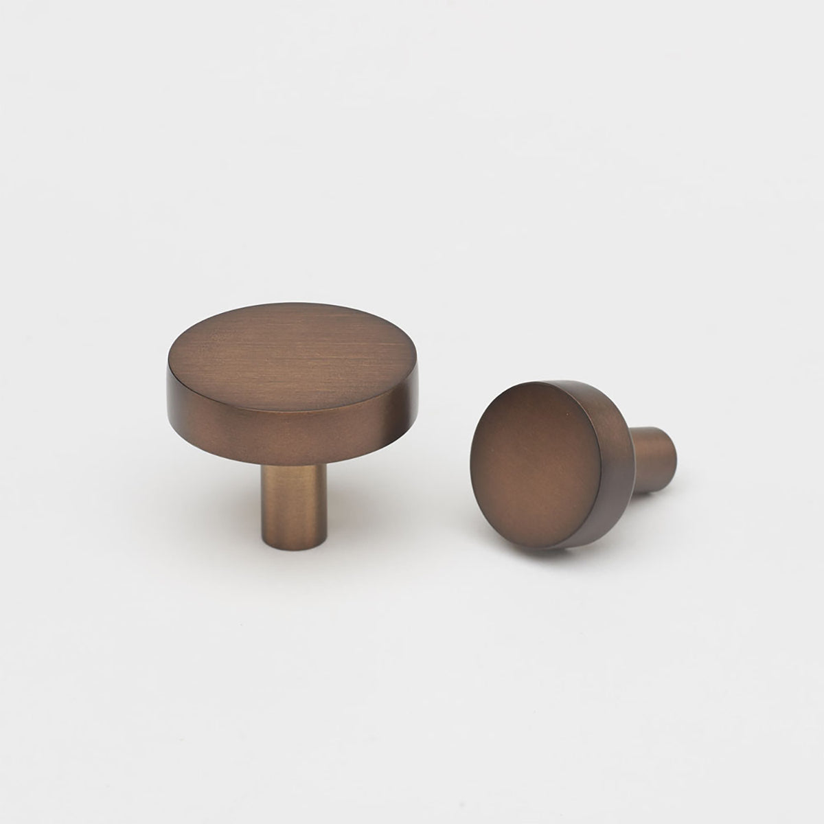 Ascot Knob