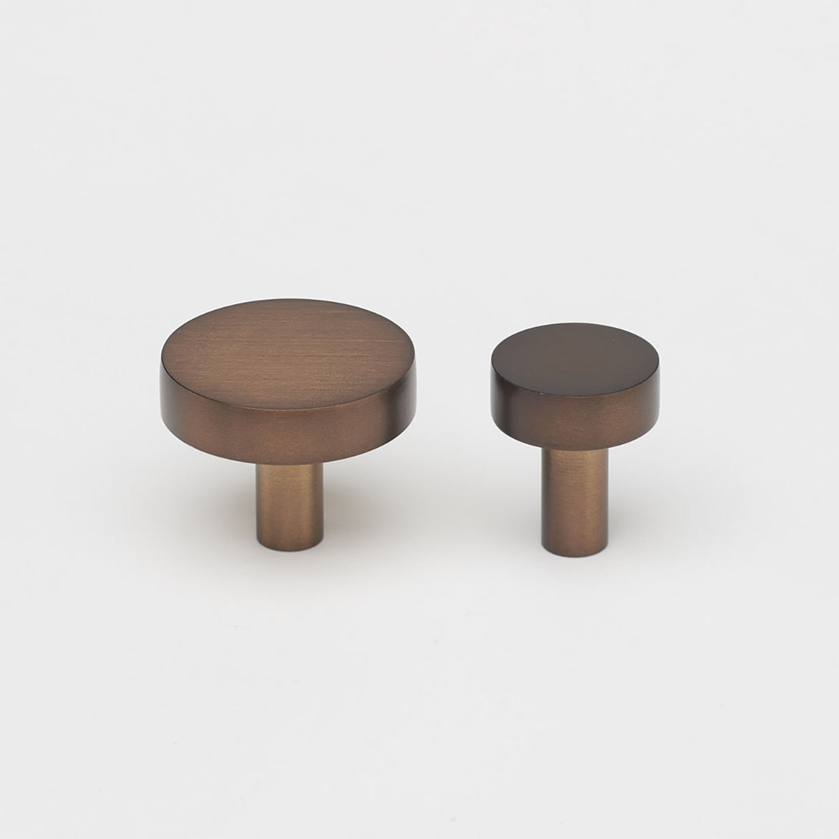 Ascot Knob