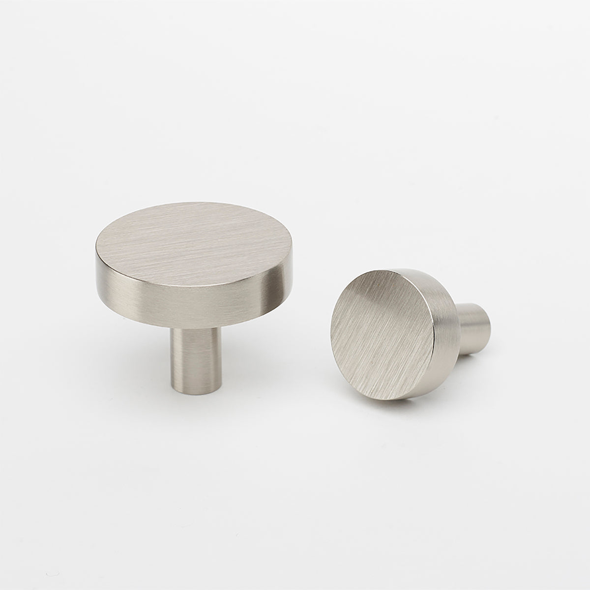 Ascot Knob