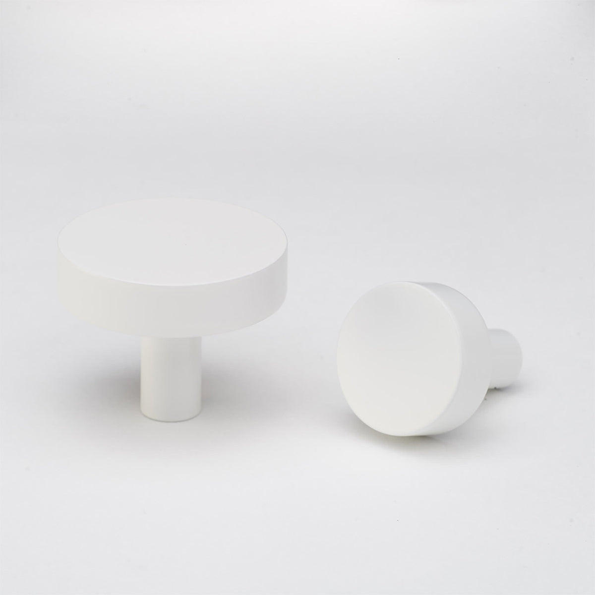 Ascot Knob