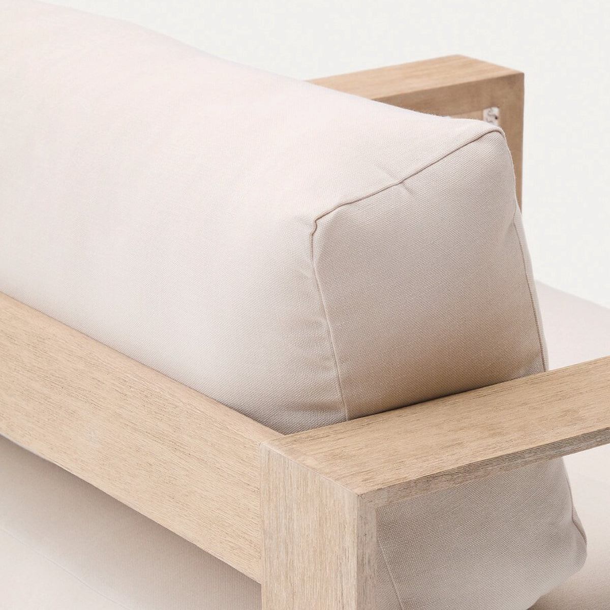Ambra Armchair