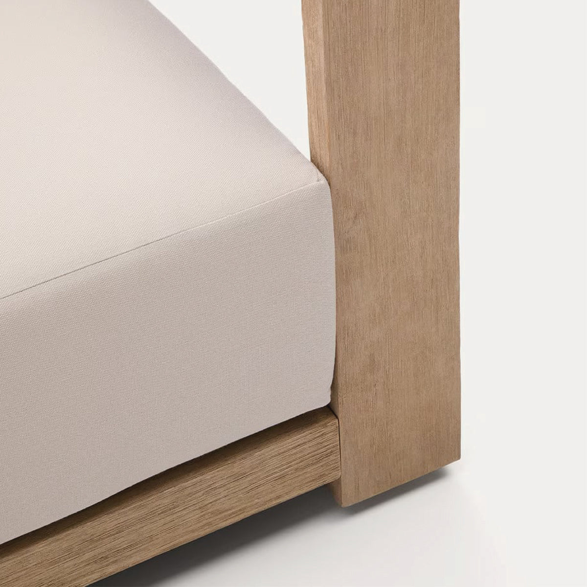 Ambra Armchair