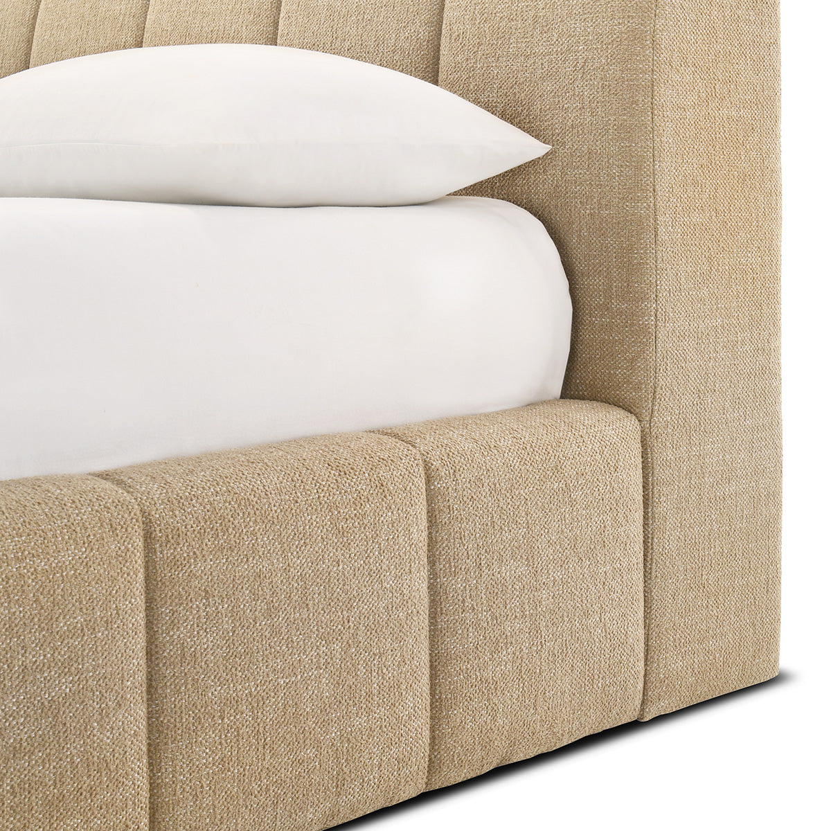 Allocco Queen Bed