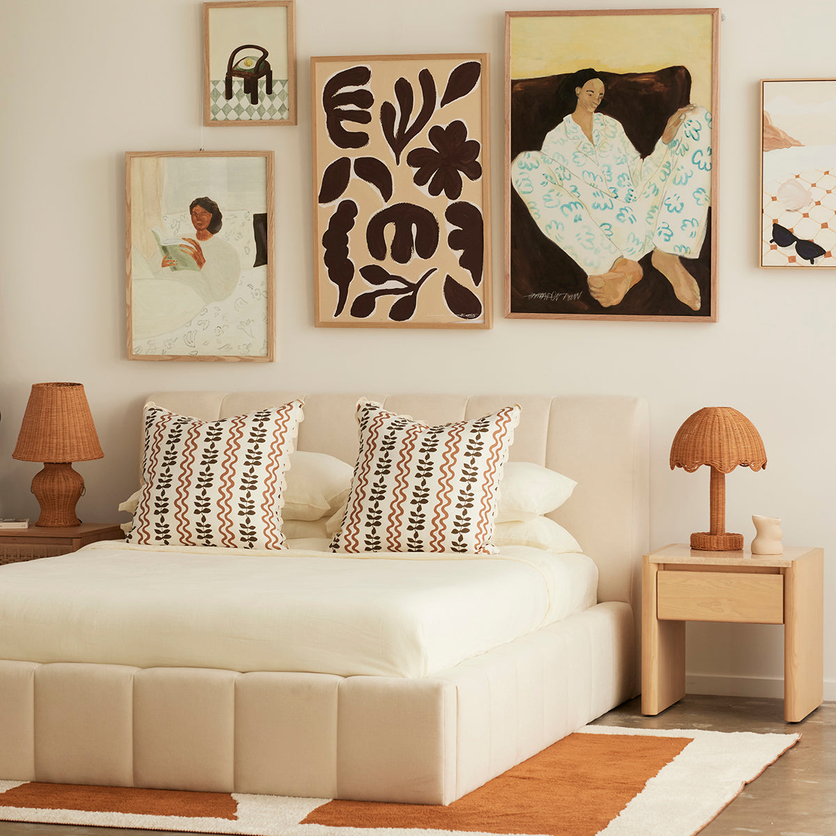 Allocco King Bed