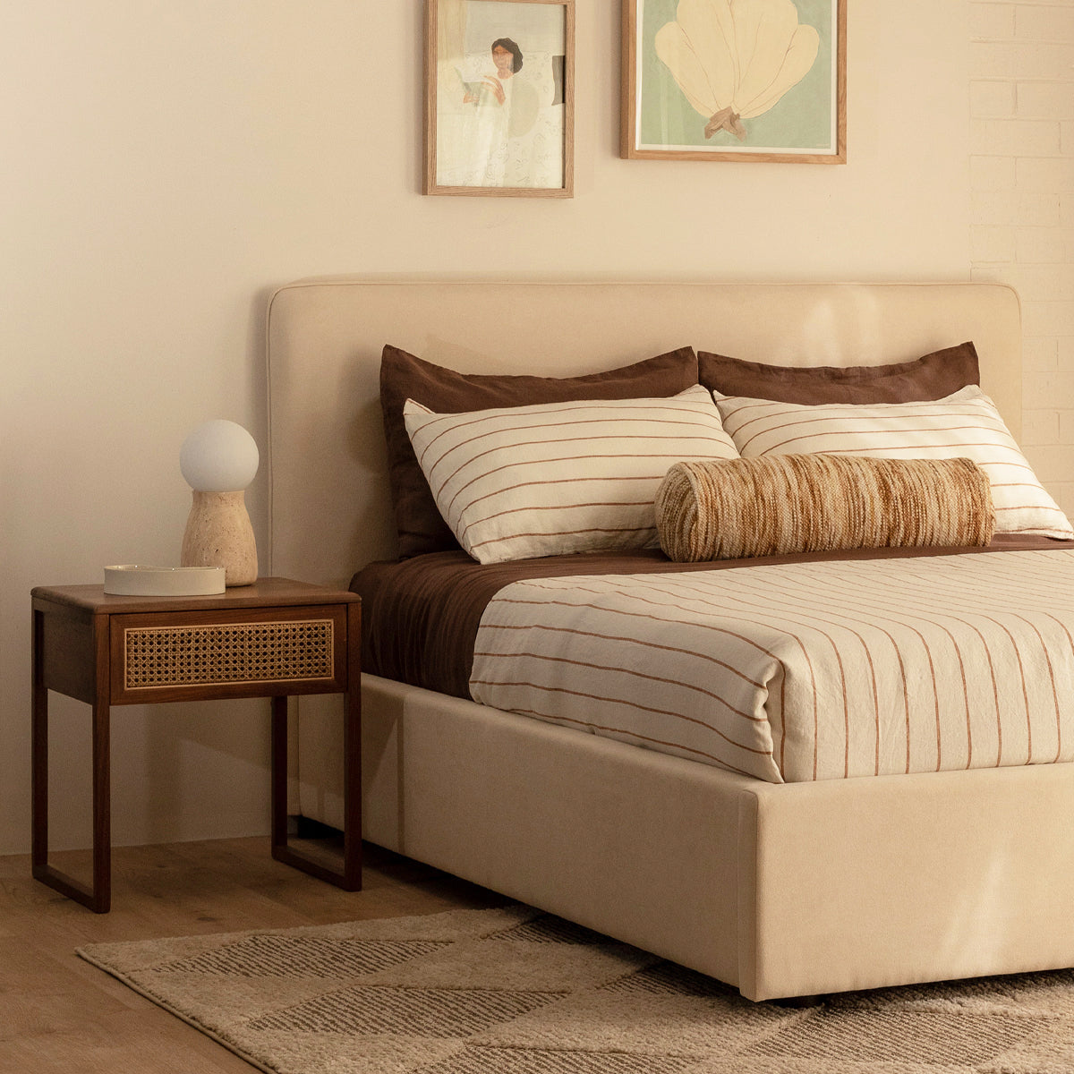 Dane King Bed