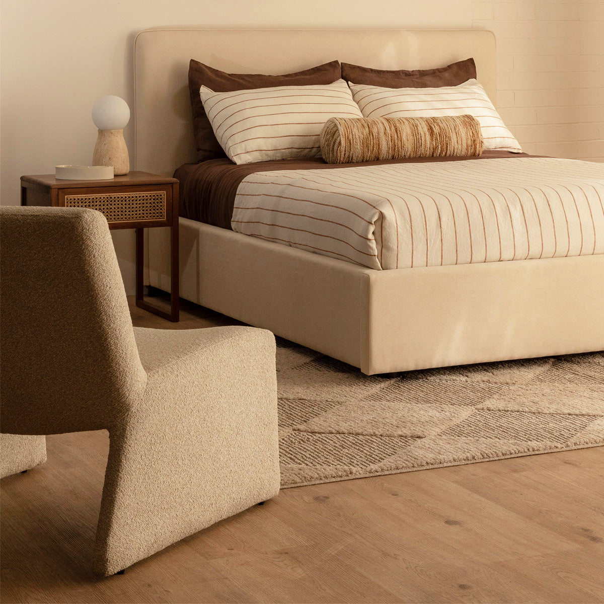 Dane King Bed