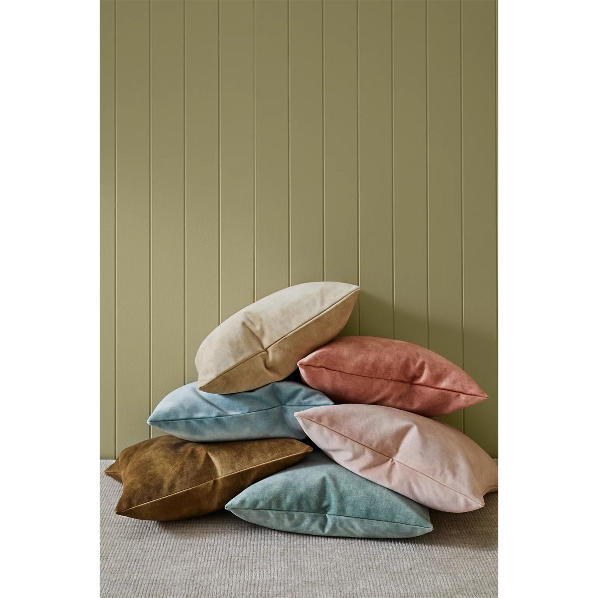 Ava Cushion