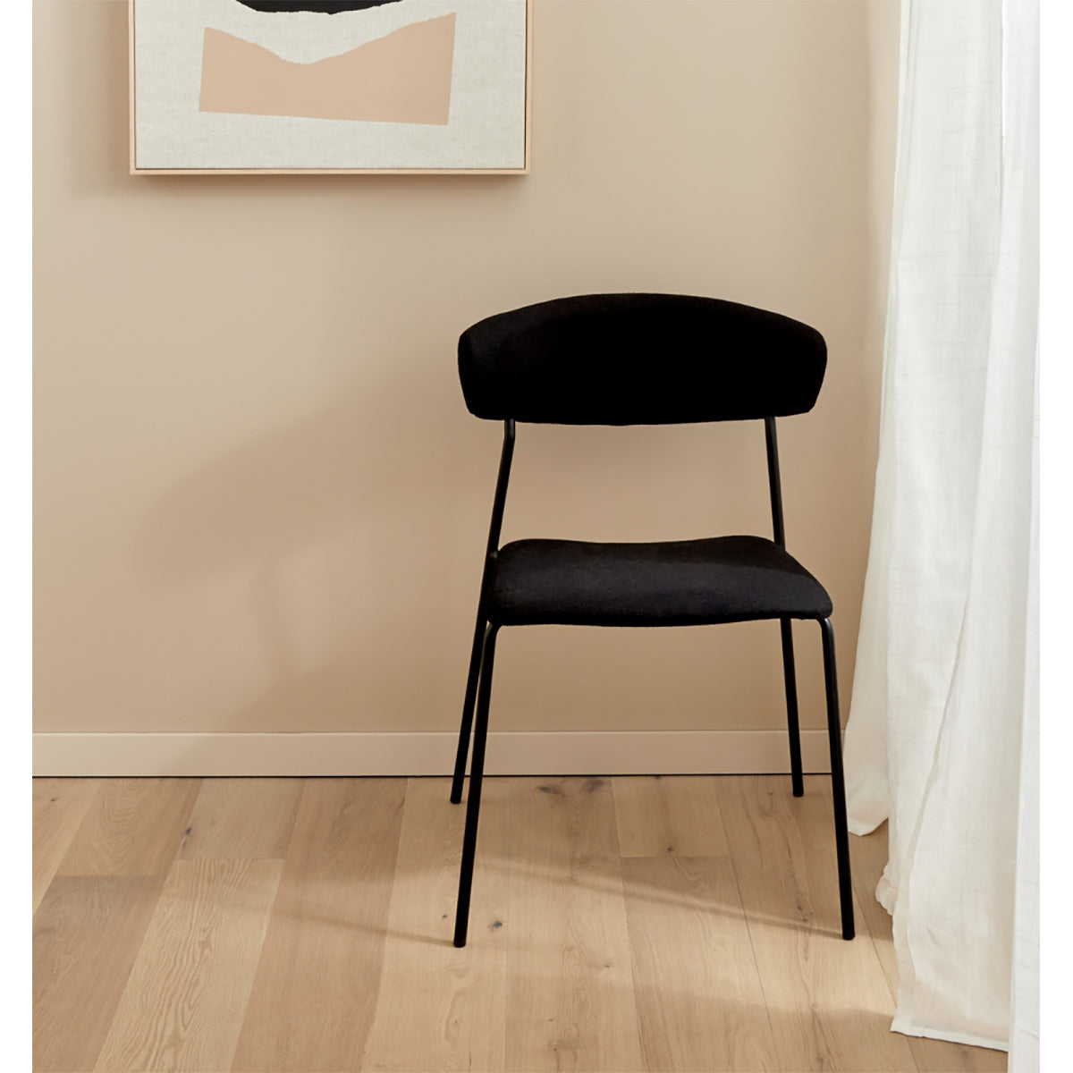 Alistair Chair