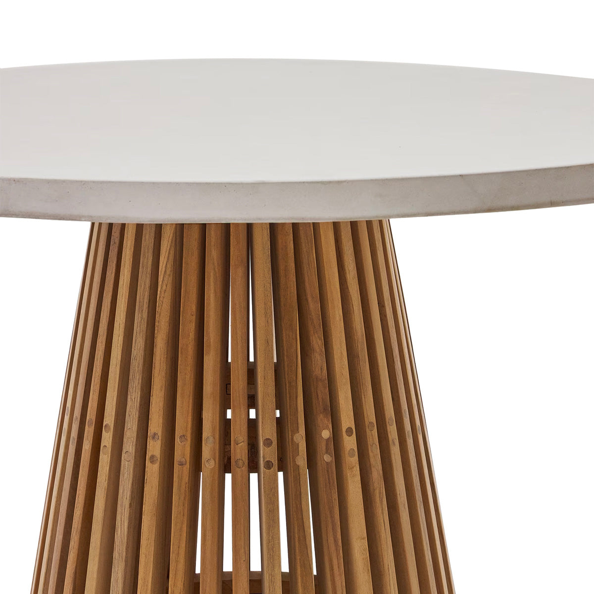 Alcaufar Outdoor Round Table