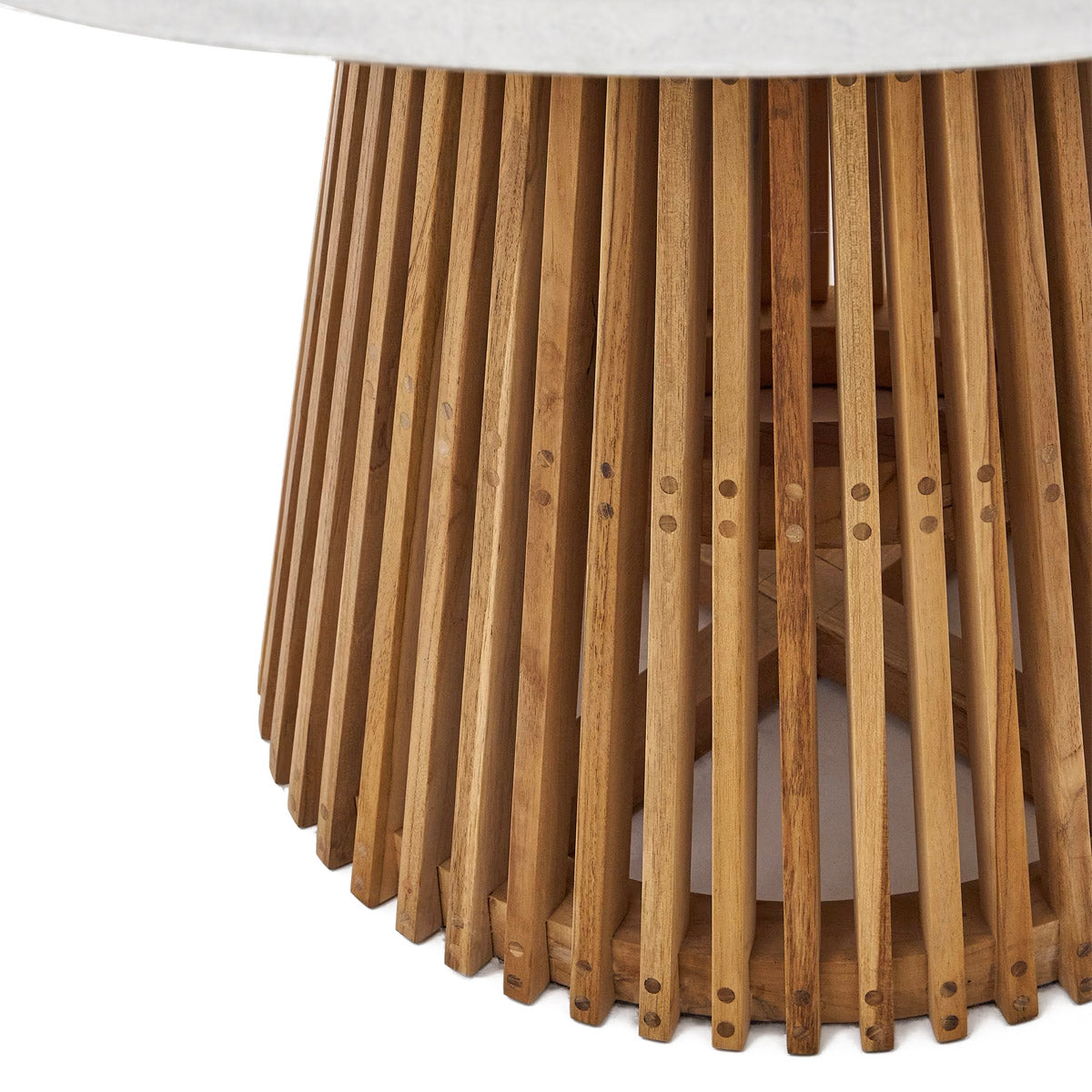 Alcaufar Outdoor Round Table