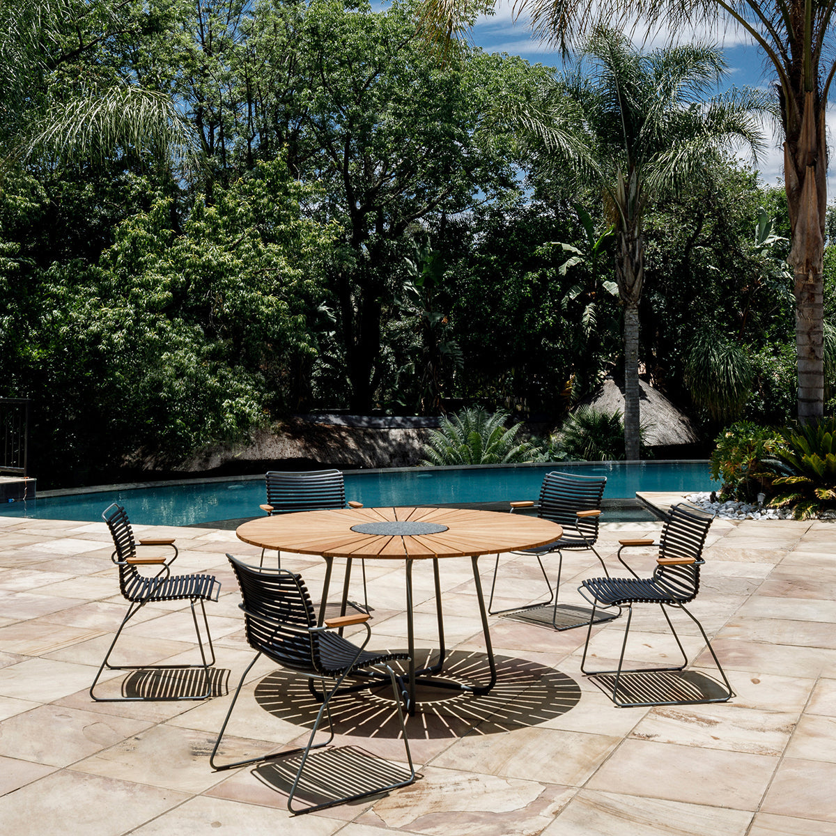 Click Outdoor Dining Chair with Armrest