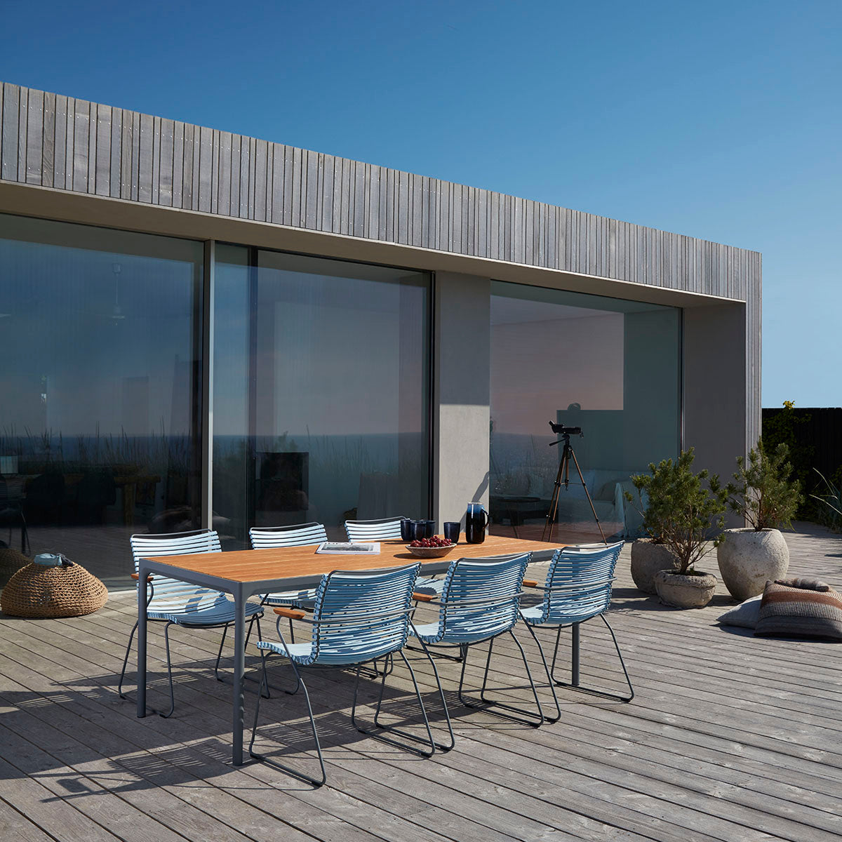 Click Outdoor Dining Chair with Armrest