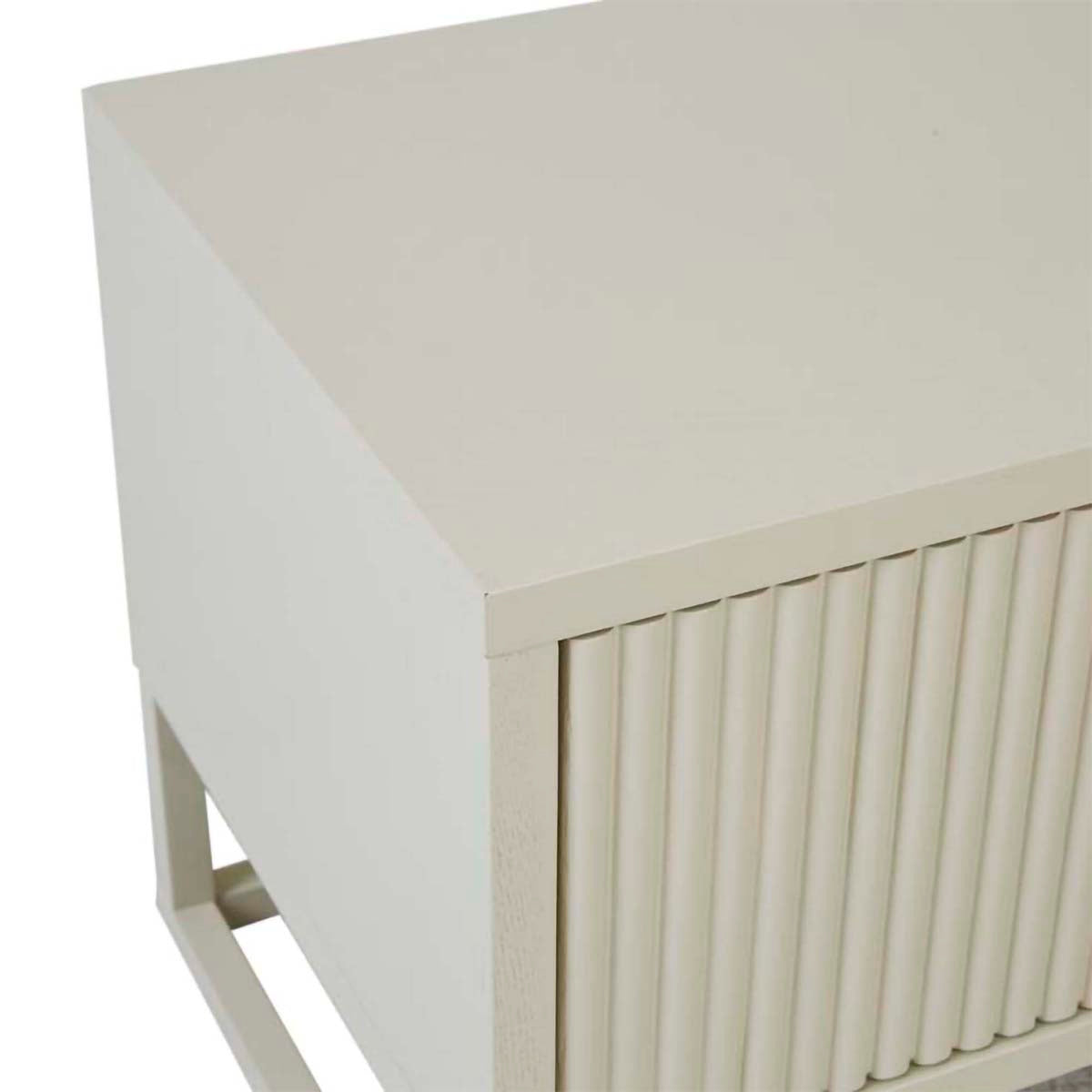 Benjamin Ripple Entertainment Unit