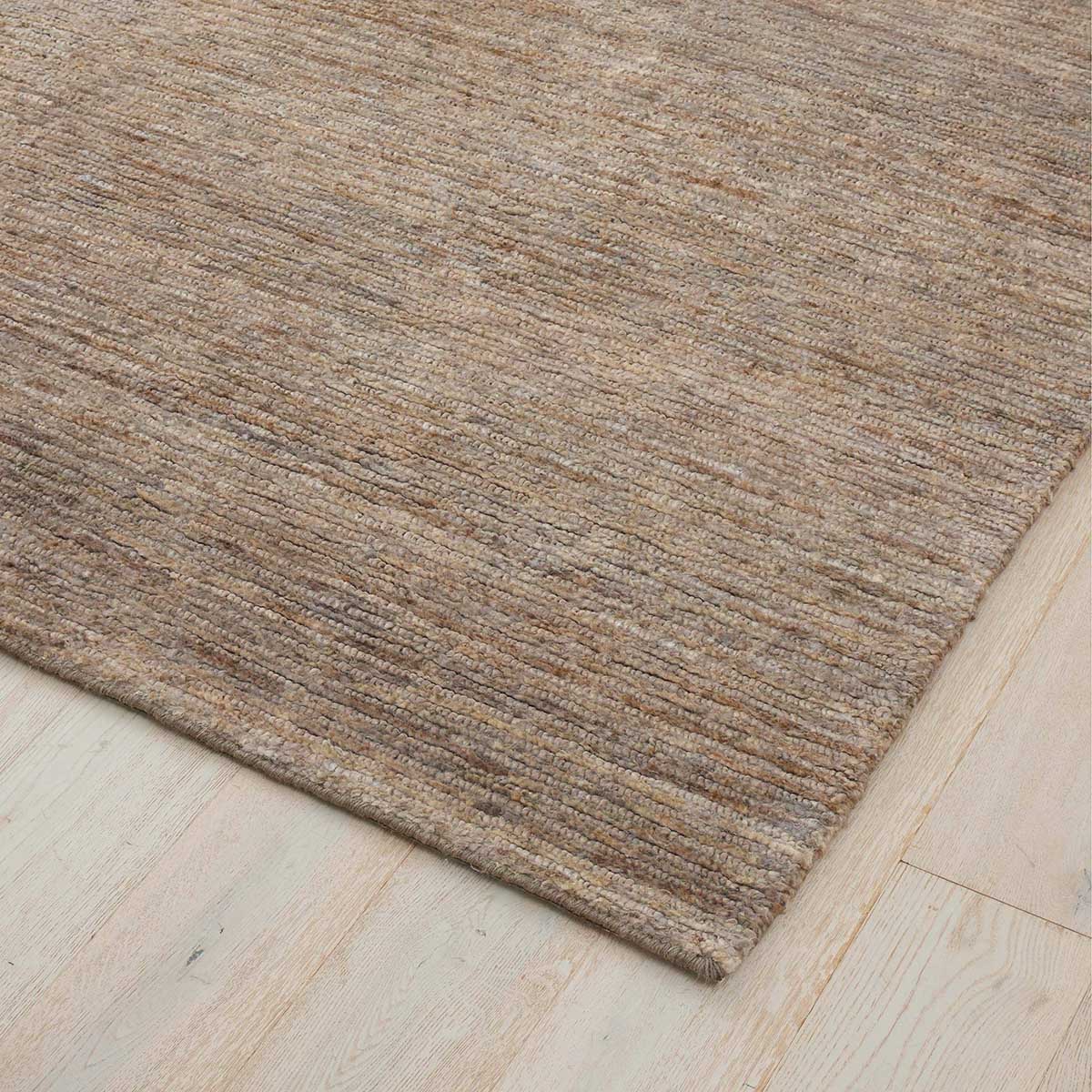 Bastian Rug
