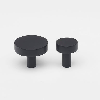 Ascot Knob