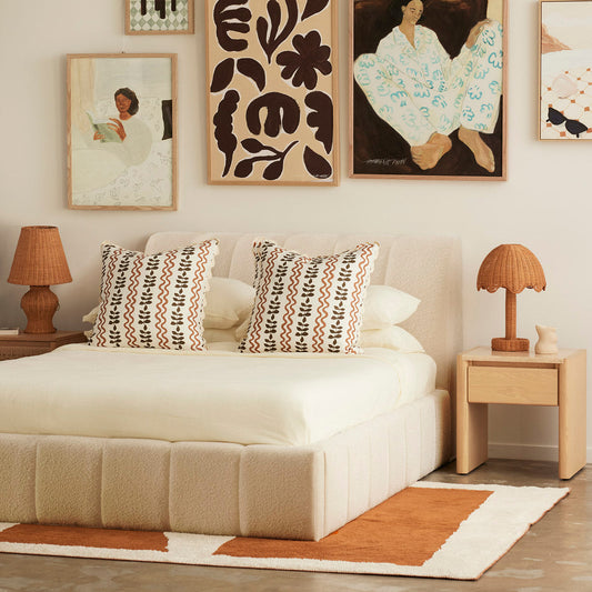 Allocco King Bed