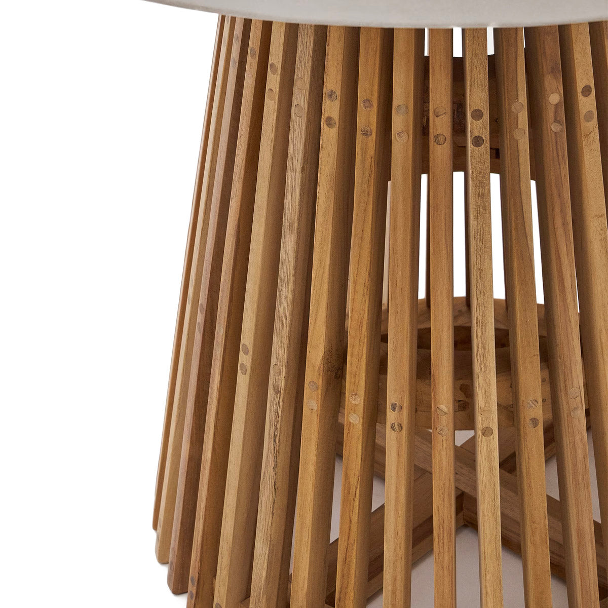 Alcaufar Outdoor Round Table