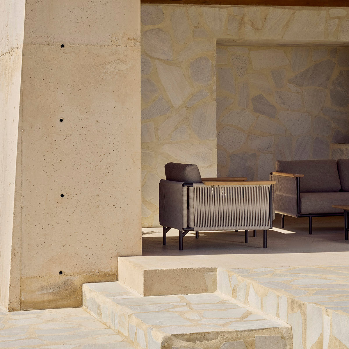 Corbey Outdoor Lounge Chair
