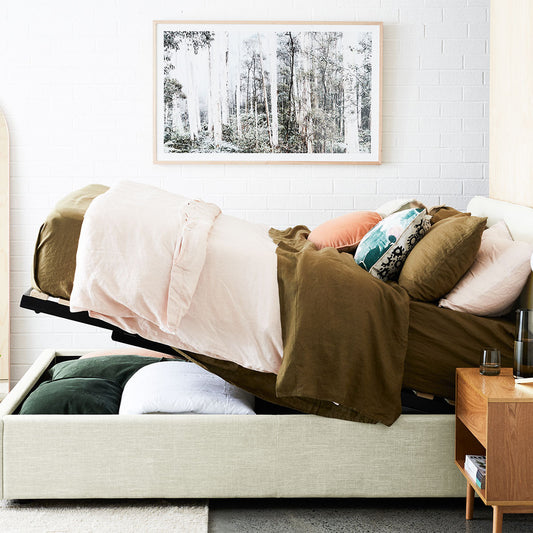 Dane Storage King Bed (Cream)
