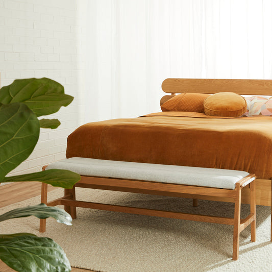 Aura Fabric Bench (Oak)